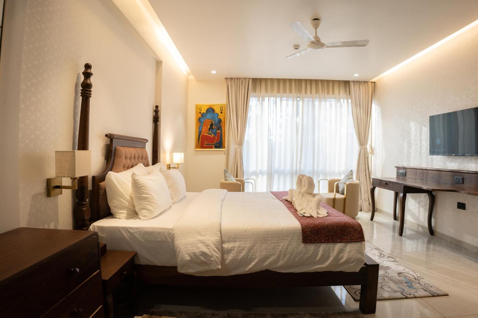 Hotel Pride Elite, Daman Esterno foto